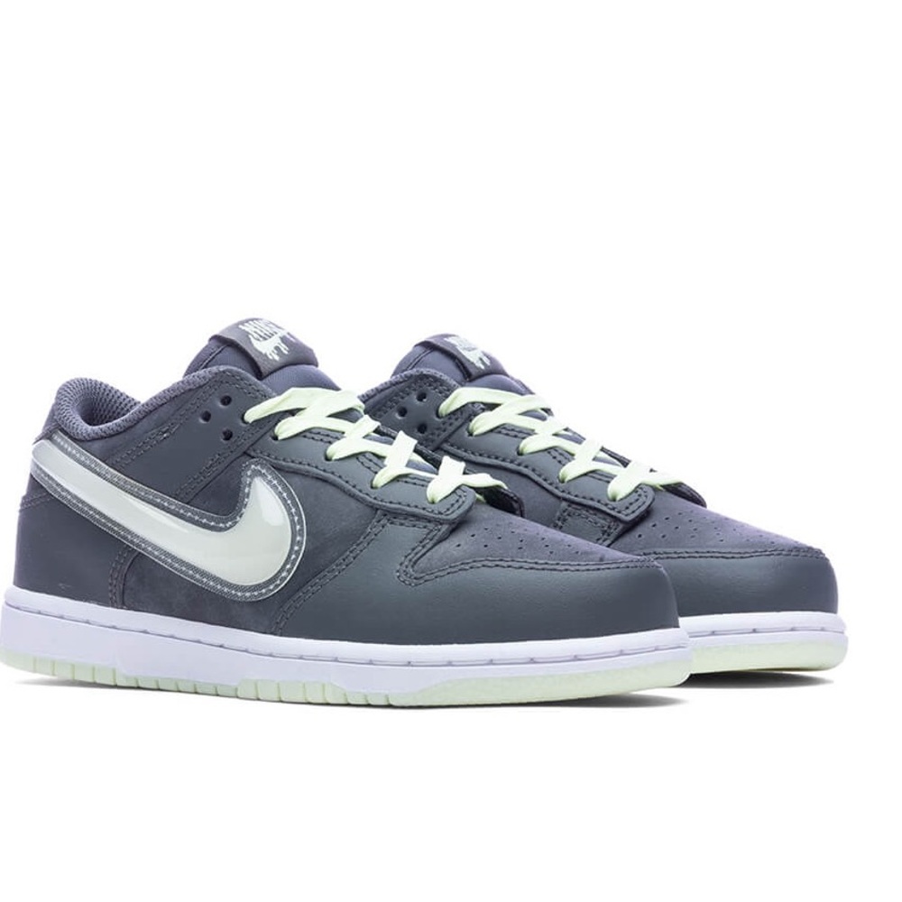 Nike Dunk Low Halloween Iron Grey Glow in the Dark Sneakers